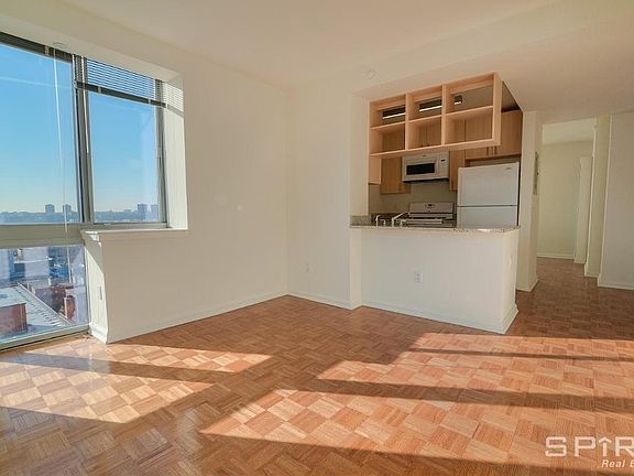 2nd image of 510 W 52nd St APT 16N