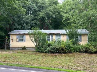 17 Kendall Pond Rd, Londonderry, NH 03053