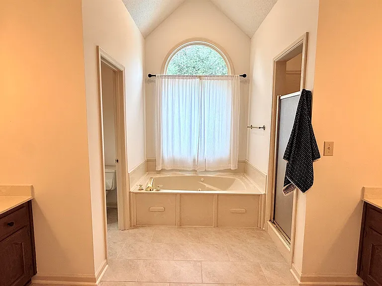 113 Nobleton Ln NW — Photo 28