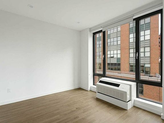 3rd image of 4132 27th St APT 11A