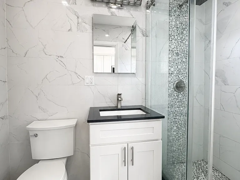 21-68 29th St #1 — Photo 5