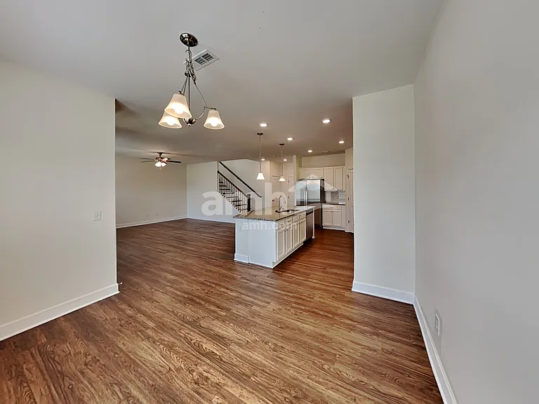 5063 Trailwater Dr — Photo 5