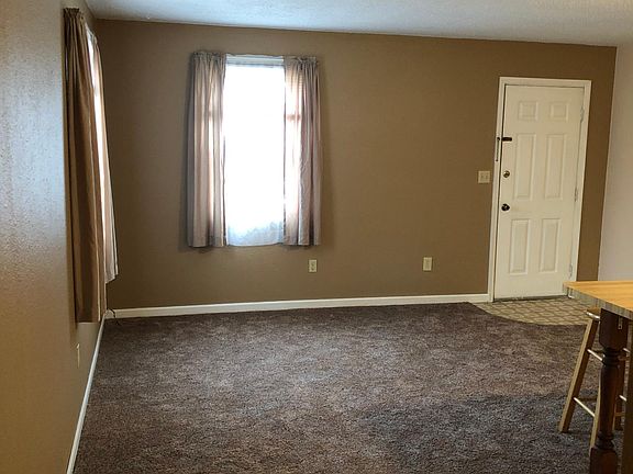 2nd image of 3313 Country Place Ln #3317