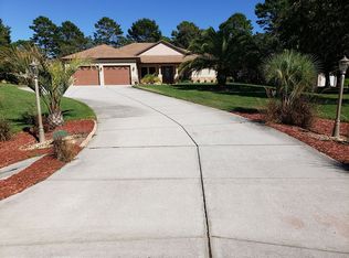 10134 Breezy Pines Ct, Weeki Wachee, FL 34613