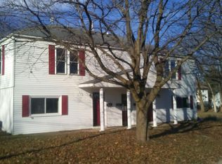 101 S 5th St, Hoopeston, IL 60942