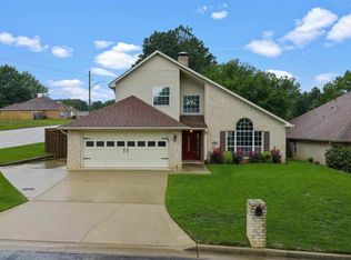 3301 Crossroads Dr, Longview, TX 75605