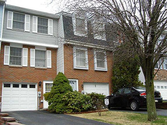 2nd image of 163 Ligonier Ln