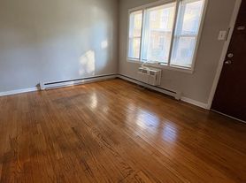 Stanley Building-MASTER, SB 08