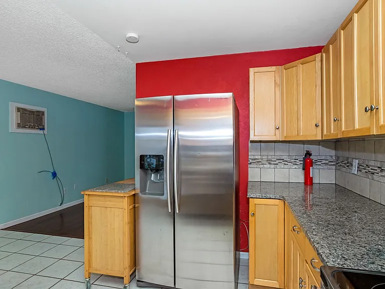3512 Post Rd — Photo 32