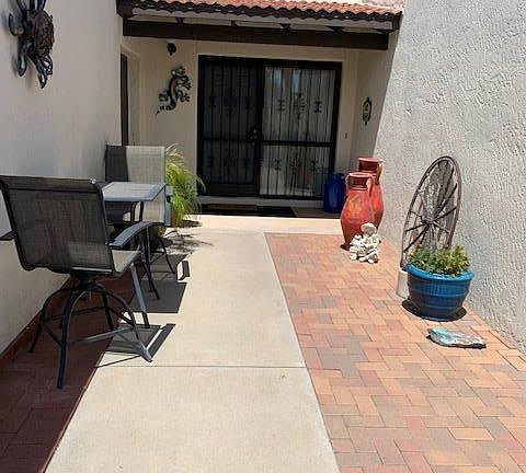 3rd image of 883 W Palma De Coco