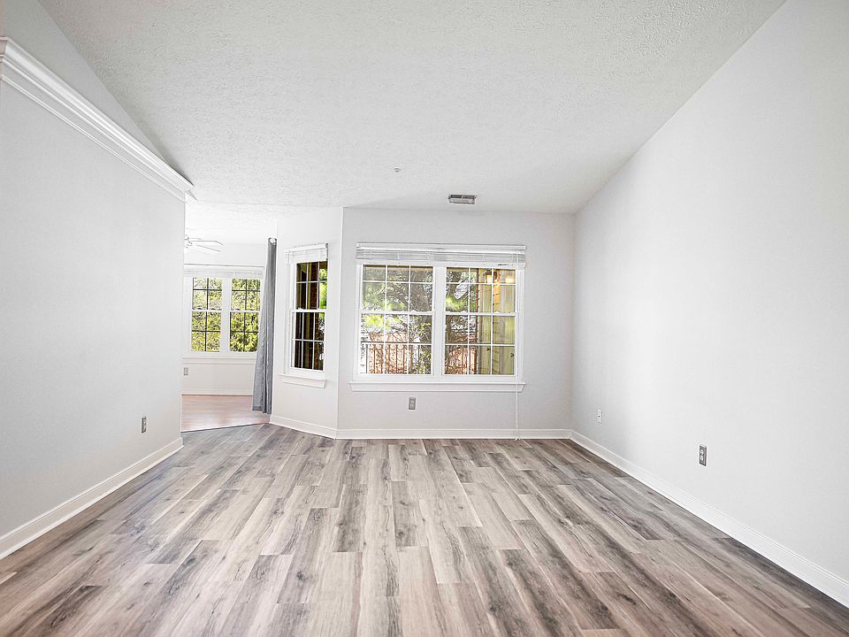 1st image of 201 Burkwood Ct Unit 3B