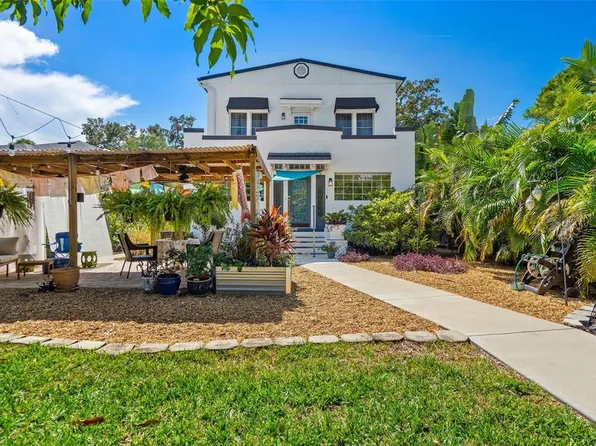 2645 Bayside Dr S, Saint Petersburg, FL 33705