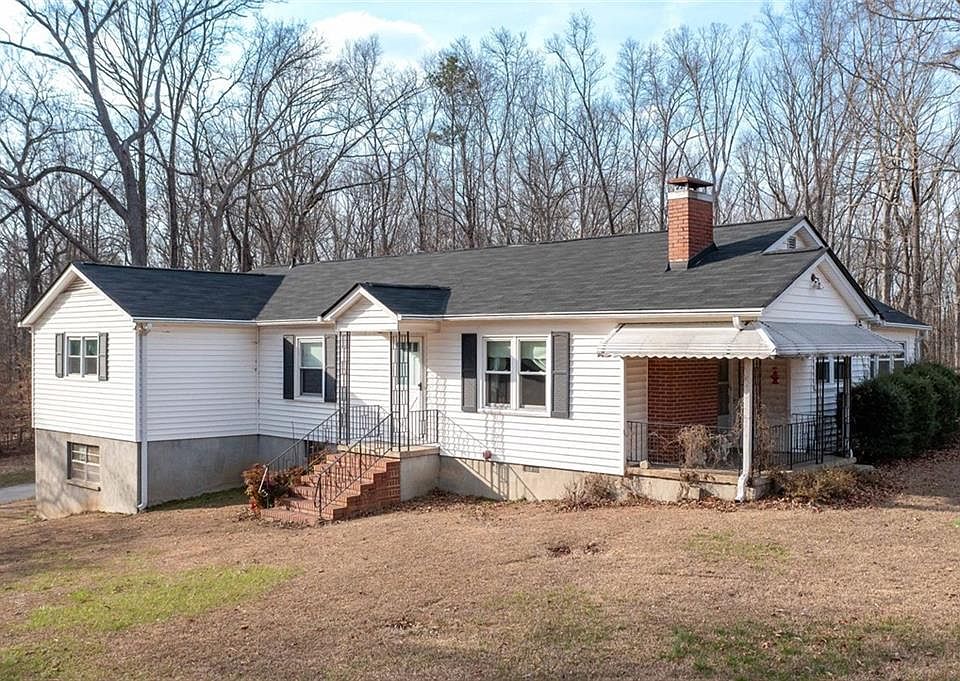 1st image of 437 Cooper Lake Rd SE