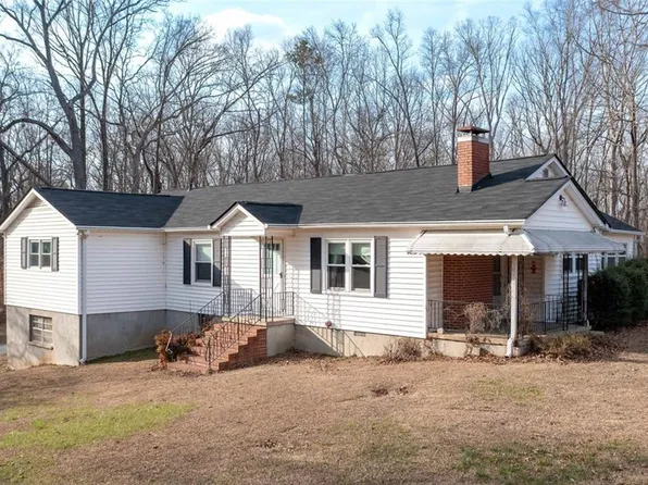 437 Cooper Lake Rd SE, Smyrna, GA 30126