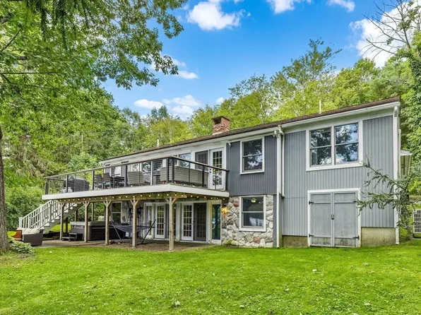 14 N Cove Rd, Sterling, MA 01564