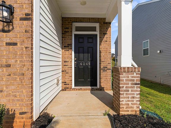 4th image of 6045 Haddington Dr