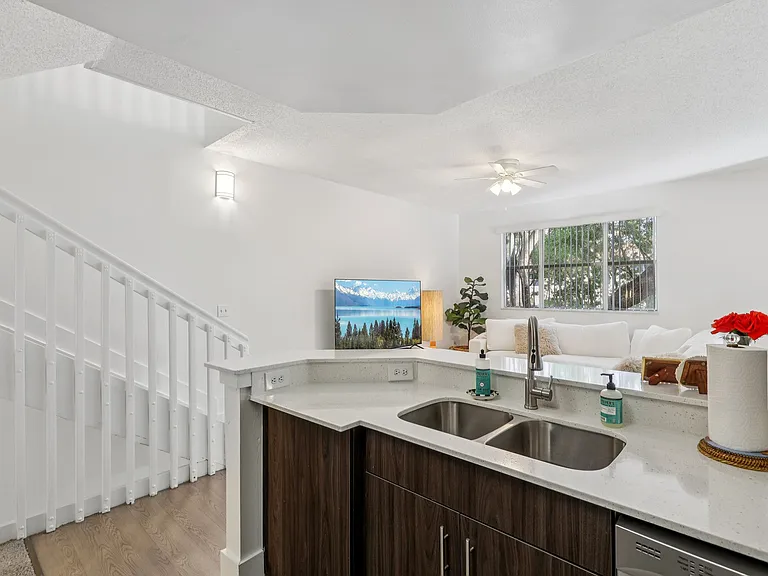 Windsor Castle Townhome Community — Photo 72