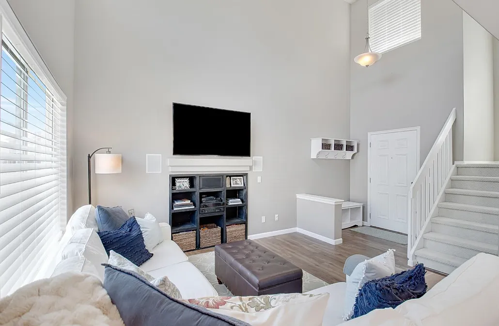 4 bed, 1942 sqft, $2,950 — Photo 3