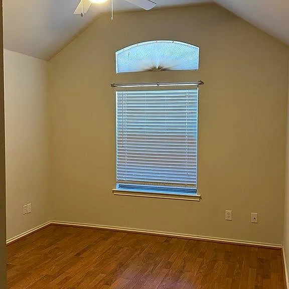 7004 Childrens Way — Photo 16