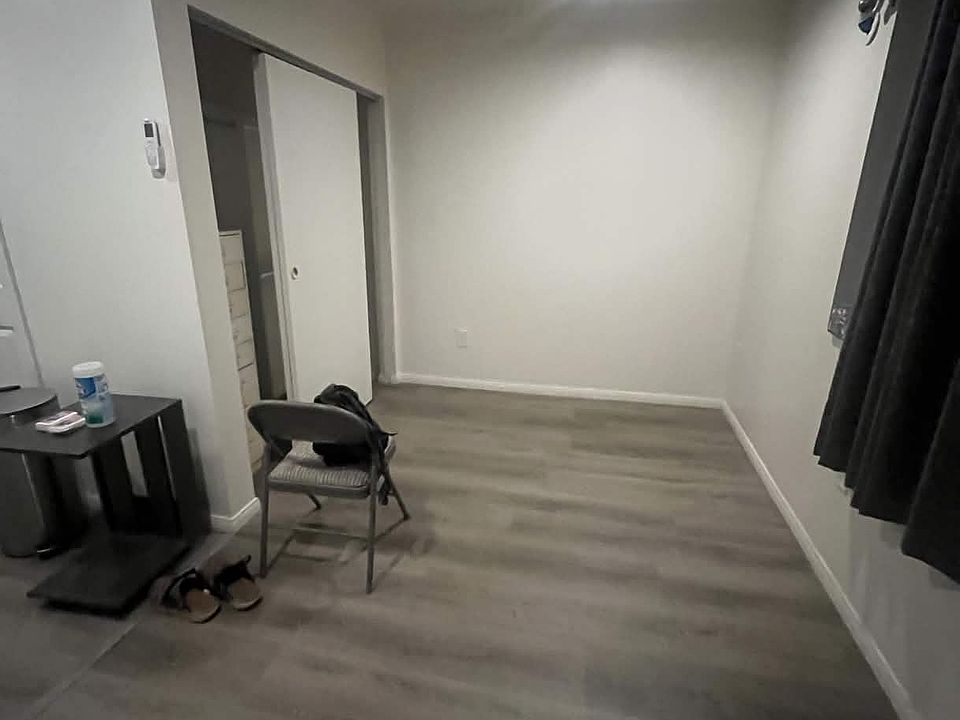 2nd image of 3585 Baldwin Park Blvd