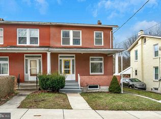 422 S Richmond St, Fleetwood, PA 19522