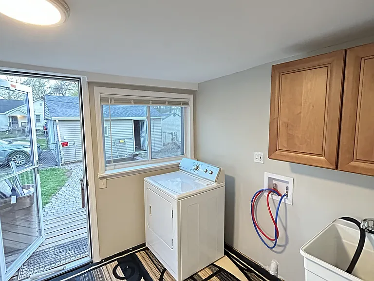 79 W Cornell Ave — Photo 10