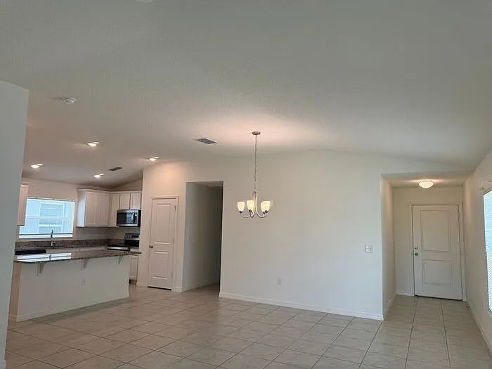 711 Scrub Oak Hammock Rd — Photo 7