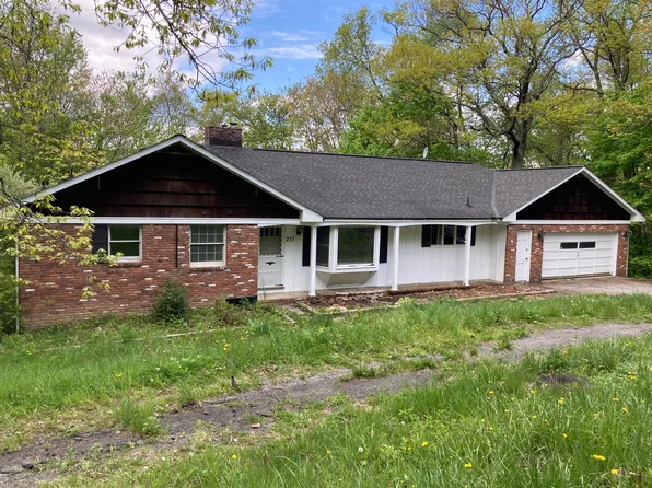 257 Awosting Rd, Hewitt, NJ 07421