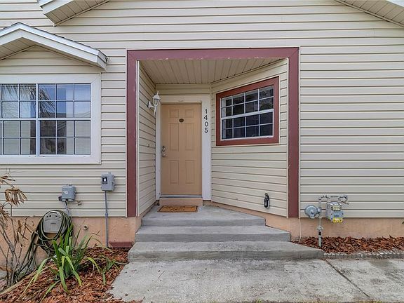 3rd image of 1405 CRICKET COURT