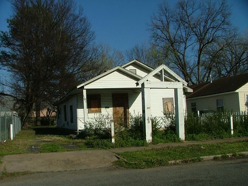 1st image of 3014 Waverly Ave