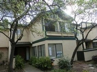 106 Carob Ln, Alameda, CA, 94502