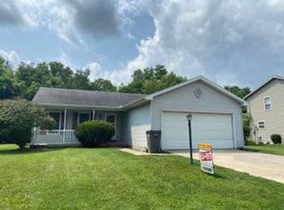 819 Colonial Manor Dr, Goshen, IN 46526