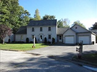 11 Robin Cir, Biddeford, ME 04005