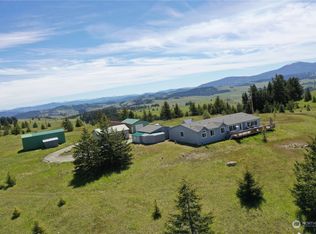 50 Bunn Hill Ln, Oroville, WA 98844