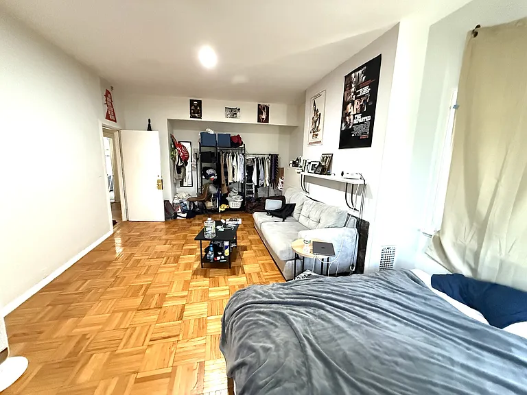 923-925 Beacon St #3A — Photo 3