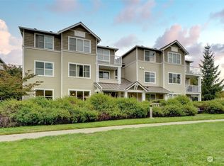 2990 SW Raymond St UNIT 102, Seattle, WA 98126