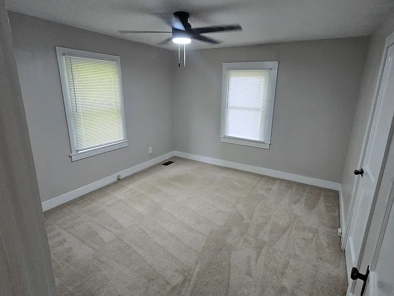 1805 Morningside Ave — Photo 15