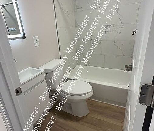 4th image of 413 Mauch Chunk St #2
