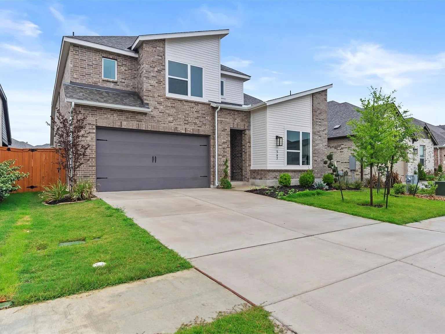 4 bed, 3.5 bath, 2968 sqft, $3,000 — Photo 2