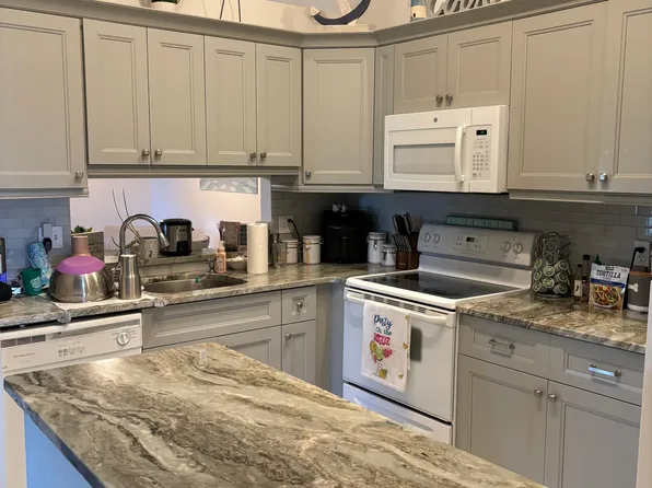 6271 Chasewood Dr APT H, Jupiter, FL 33458