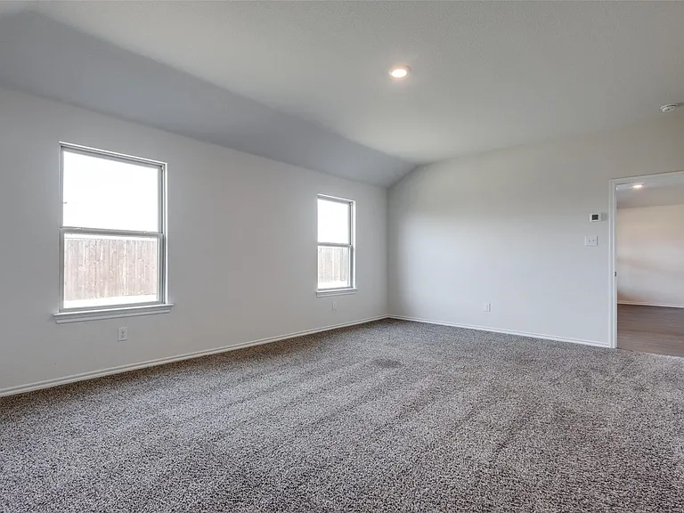 808 Saddle Horn Way — Photo 18