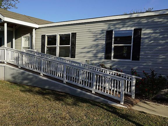 2nd image of 5425 Marengo Pl #151