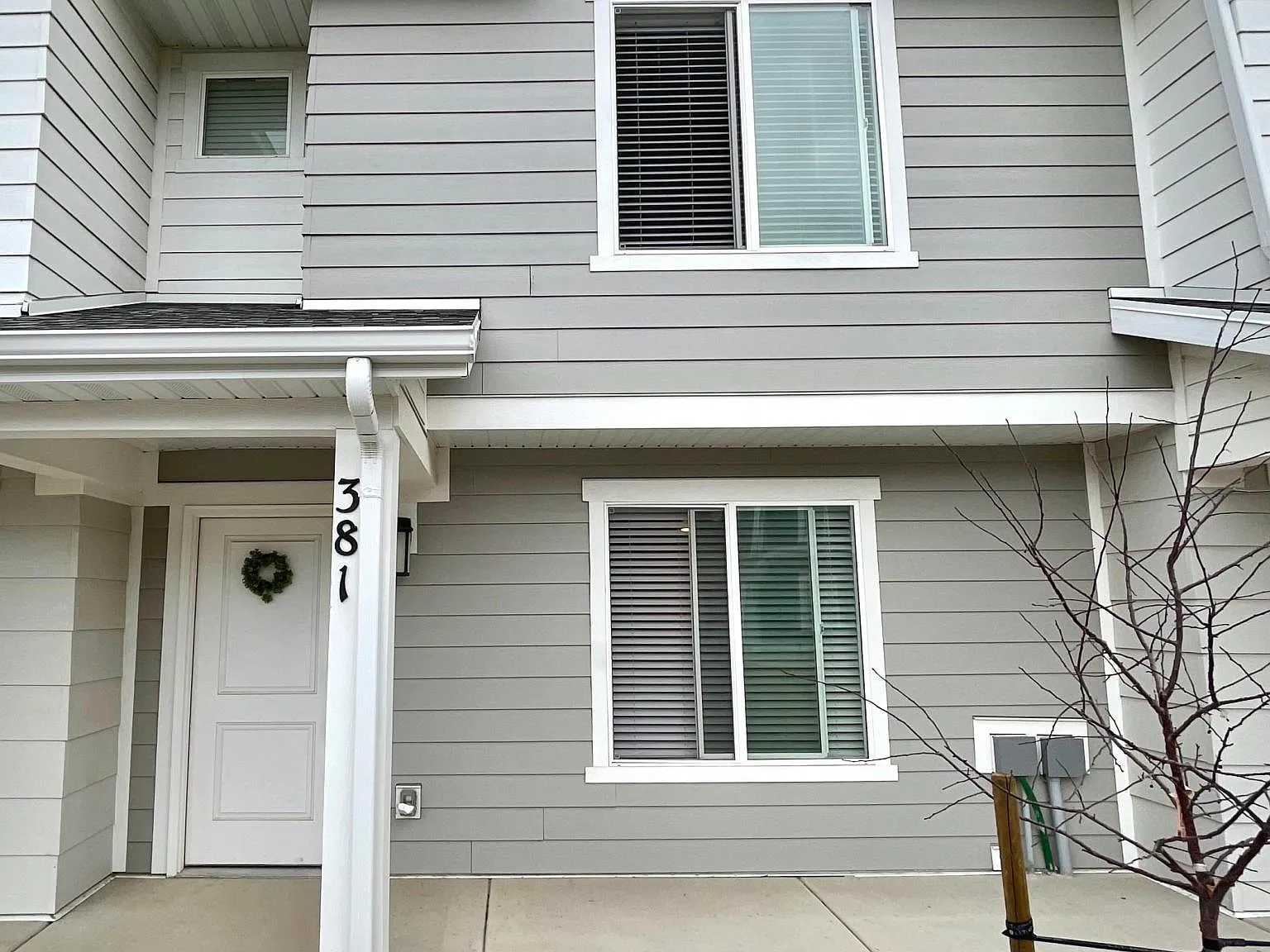 3 bed, 1400 sqft, $1,950 — Photo 1