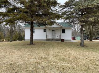 2482 Range Rd, Port Huron, MI 48060