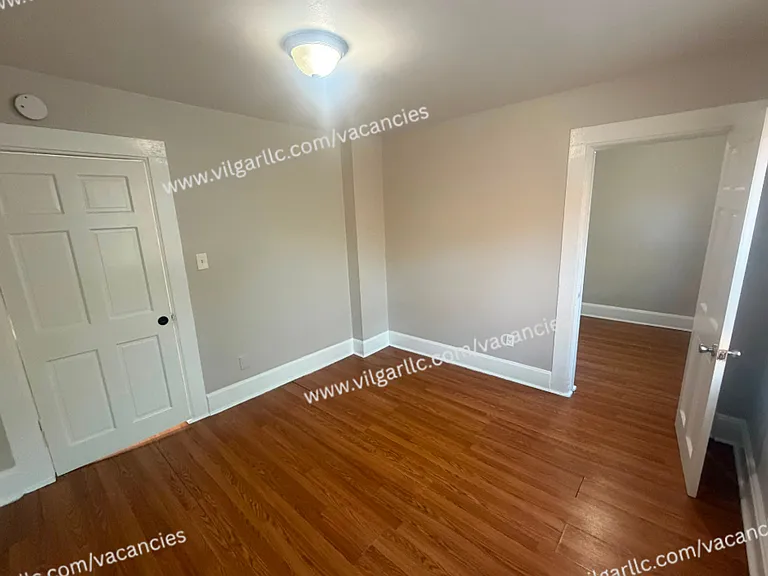 5025 Tod Ave — Photo 17