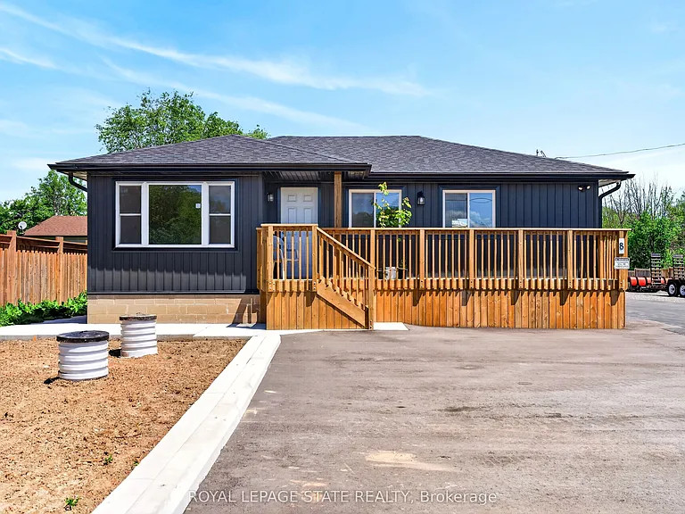 8 Cornell Ave #UPPER — Photo 6