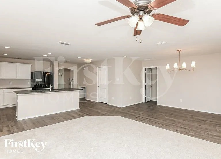6212 Skysail Rd — Photo 3