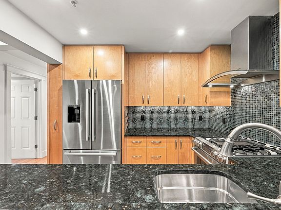 2nd image of 1 Smith Ln #C
