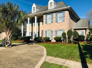 5437 Shamrops Dr, Kenner, LA 70065