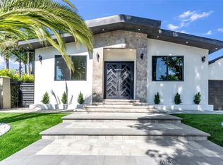 6631 Bellaire Ave, North Hollywood, CA 91606